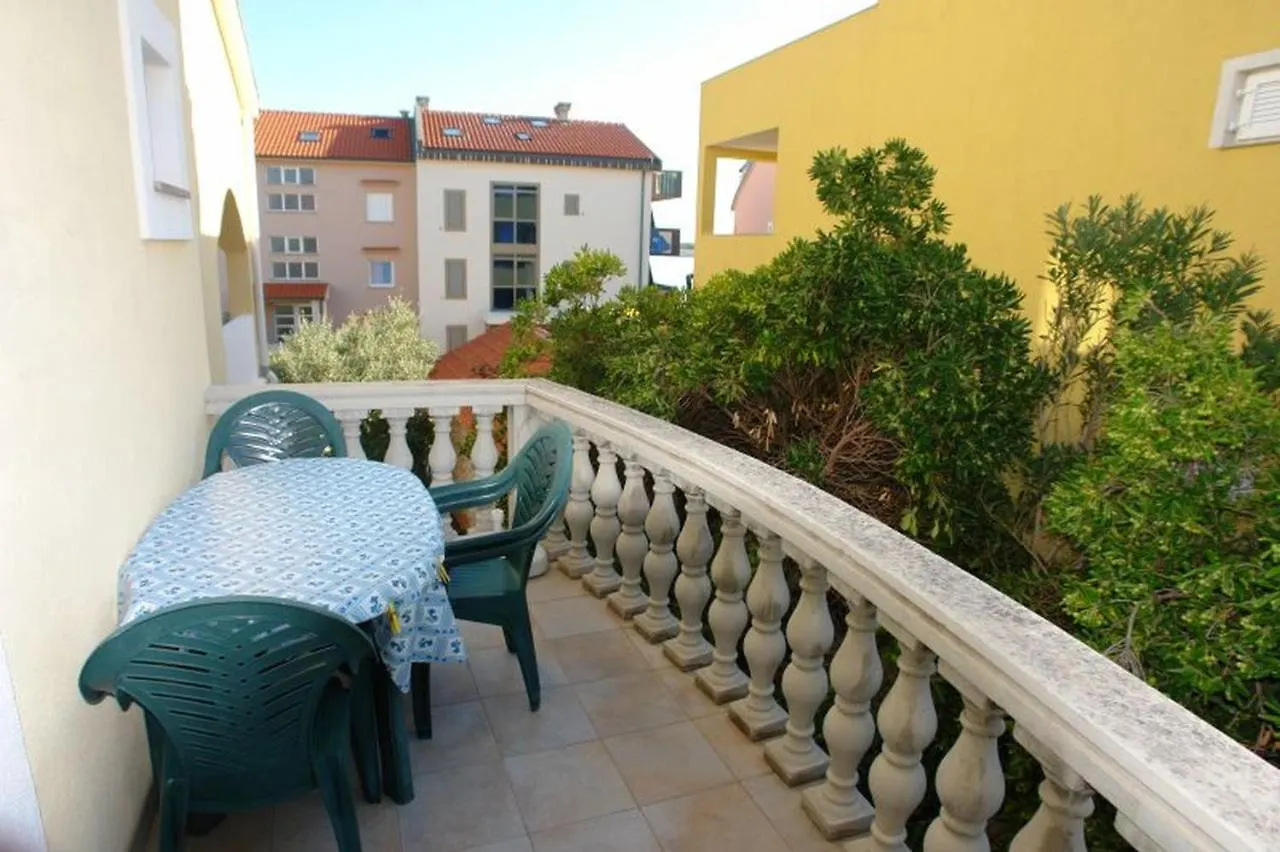 Affittacamere Apartments Tinka Povljana