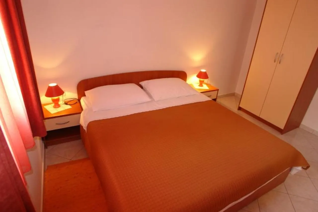 Affittacamere Apartments Tinka Povljana Croazia